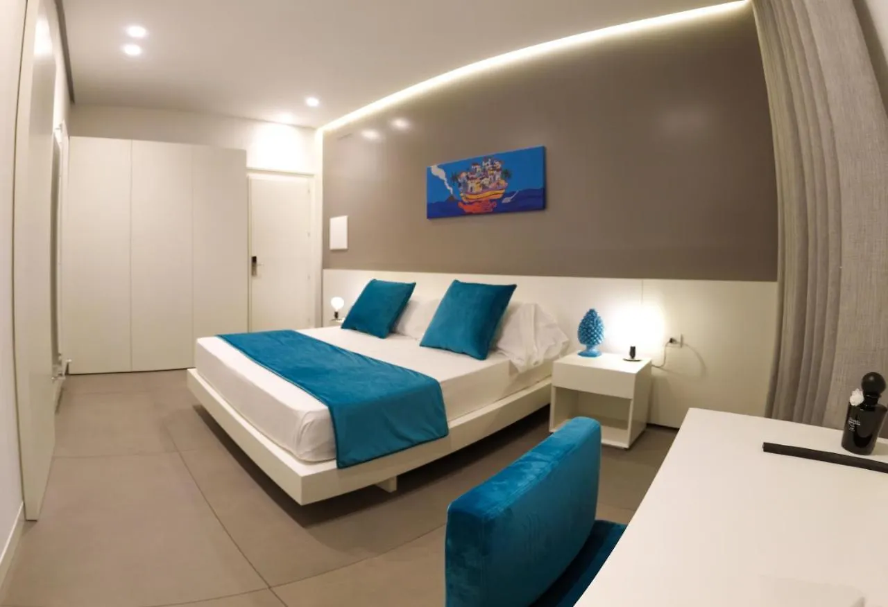 Bed & Breakfast Fuorisquadra B&B Messina Italy
