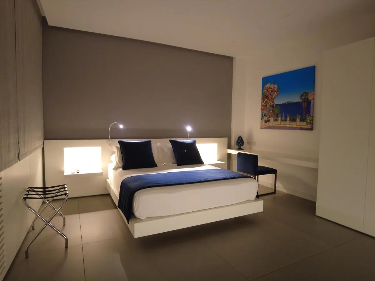 Fuorisquadra B&B Messina Bed & Breakfast