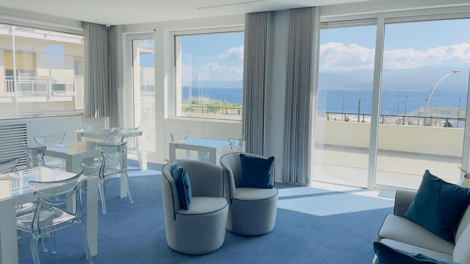 Fuorisquadra B&B Messine Italie