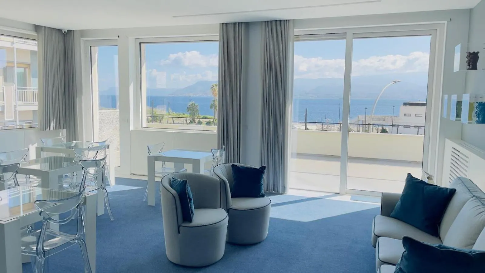 Fuorisquadra B&B Messina 0*,  Italy